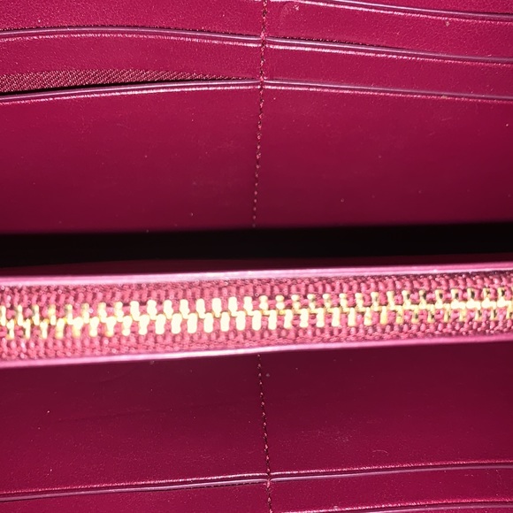 Coach Slim Accordion Zip Wallet In Colorblock Signature Canvas. Tan and pink - Picture 4 of 10